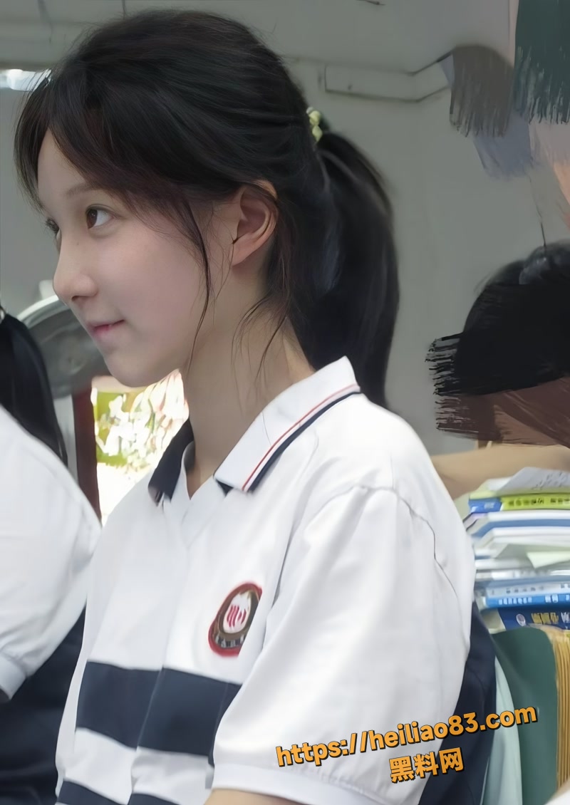 梁欣莹 4wm
