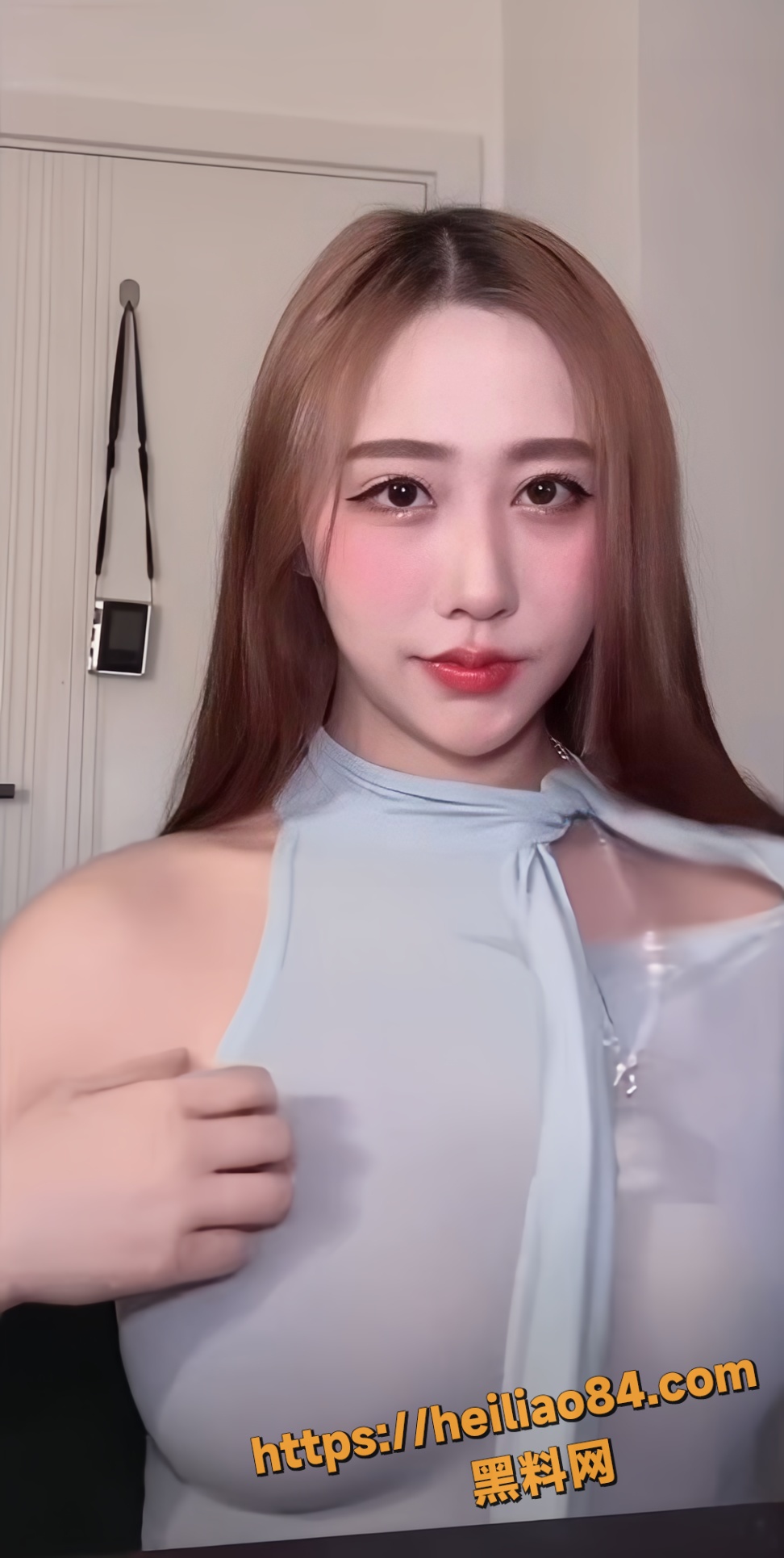 美乳翘臀4