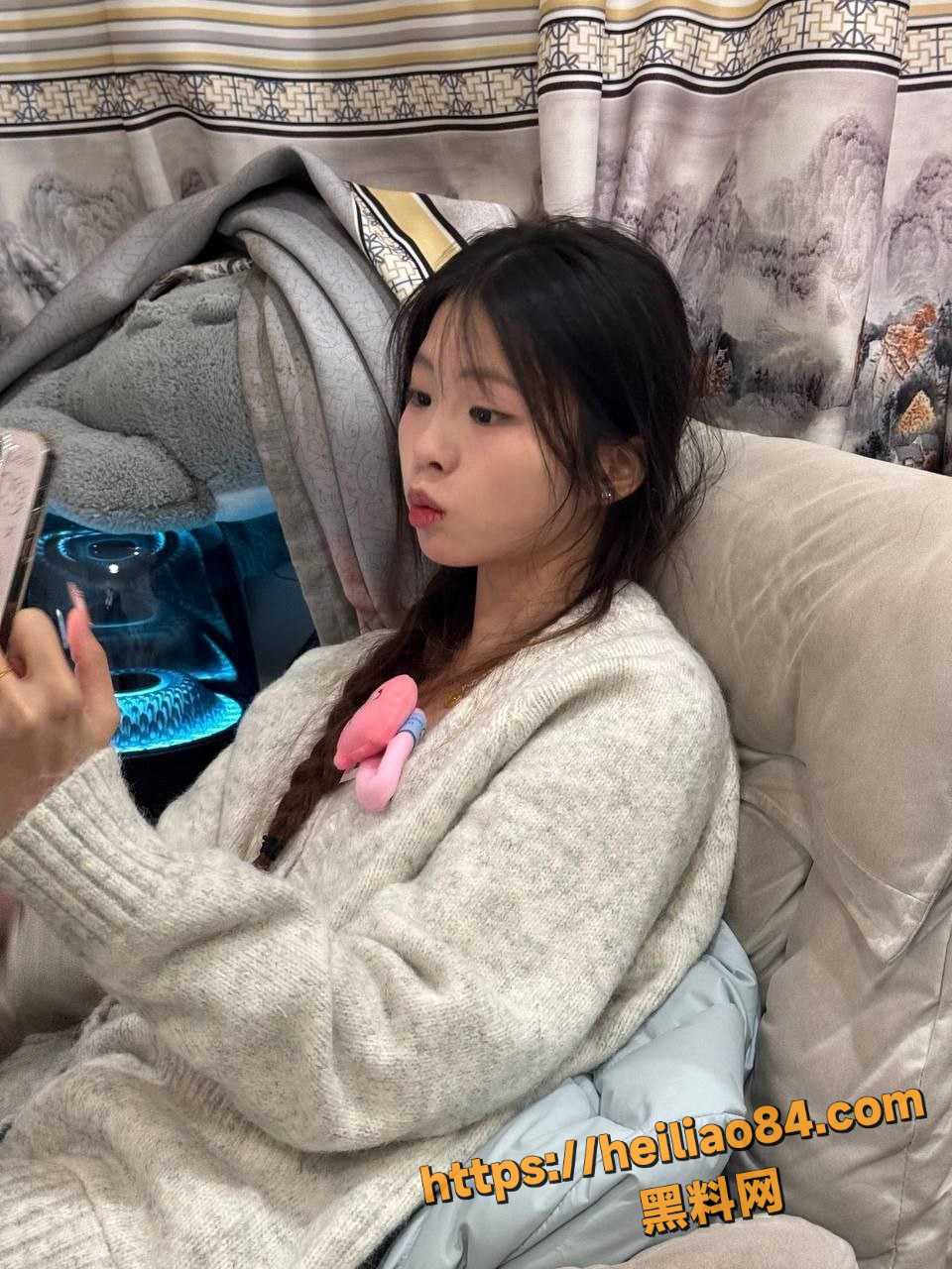 上海学生妹李金出轨视频