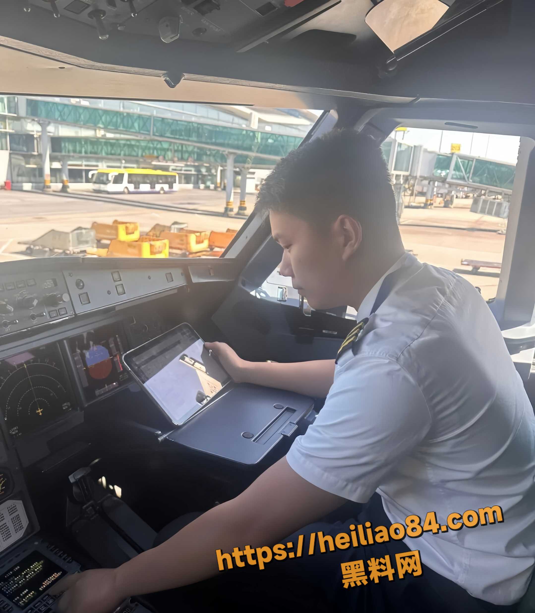 春秋航空副驾机长李俊杰3
