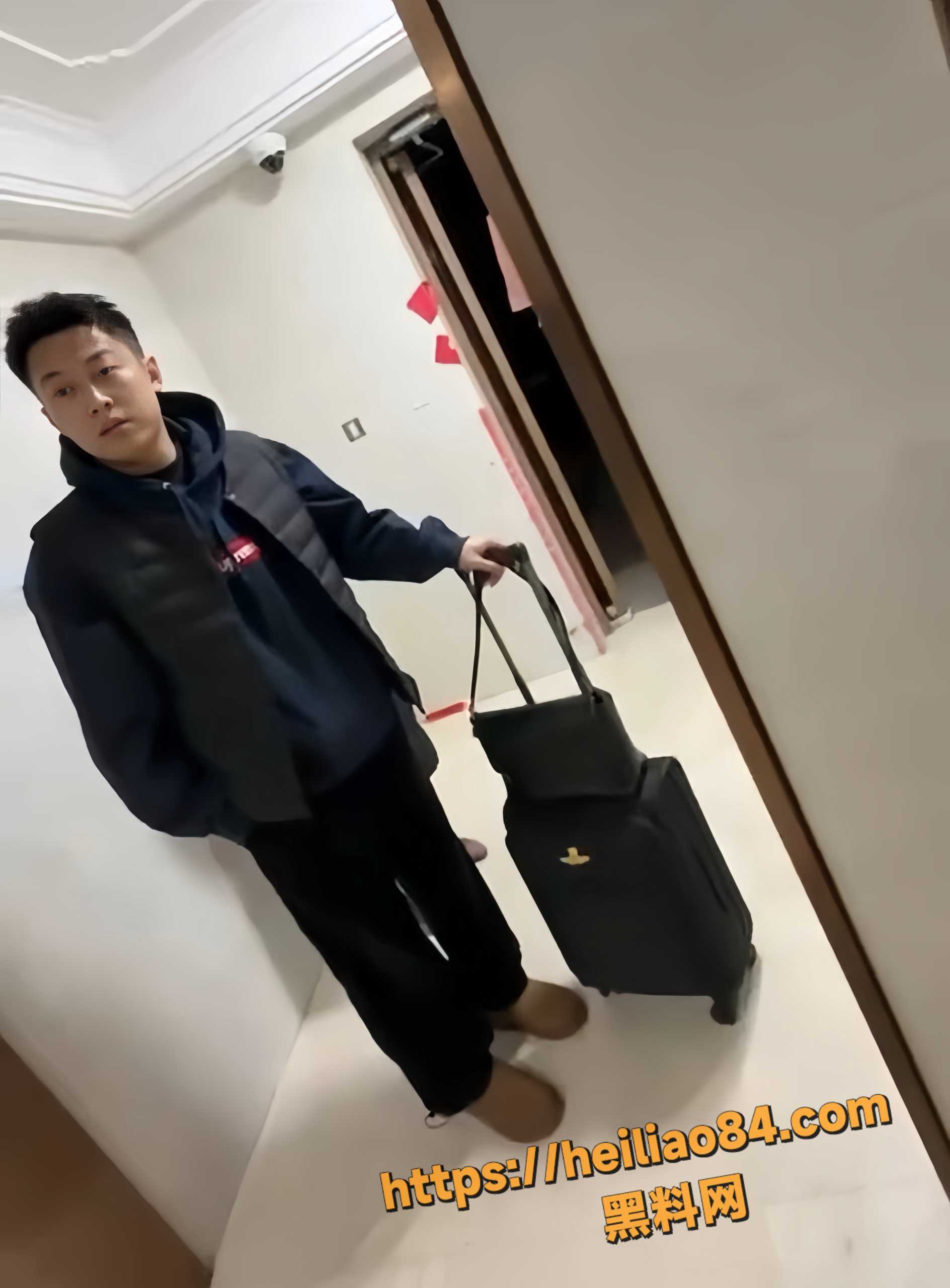 春秋航空副驾机长李俊杰5
