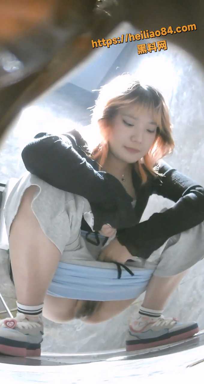 厕拍