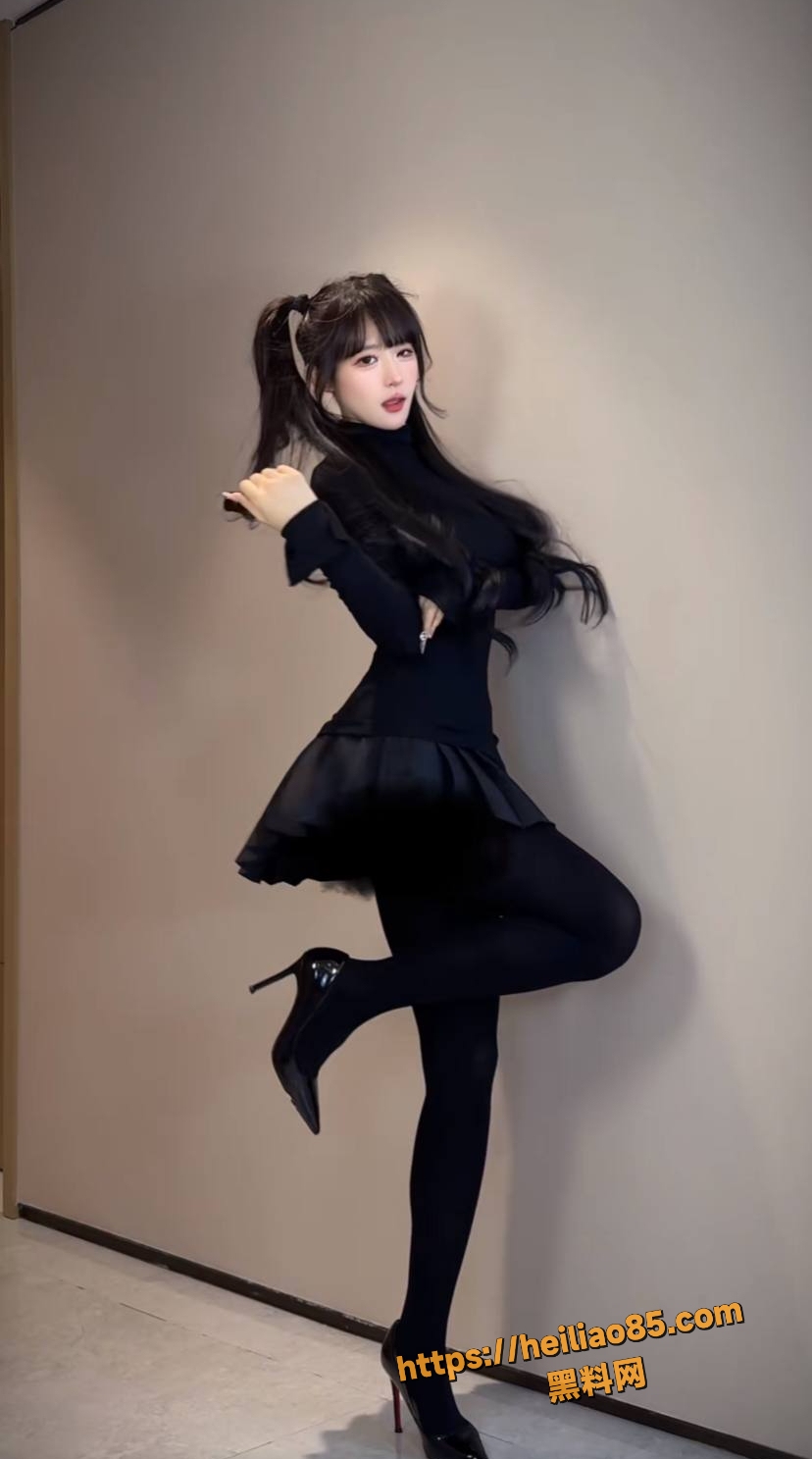 抖音超蓝布罗莉骚舞视频5