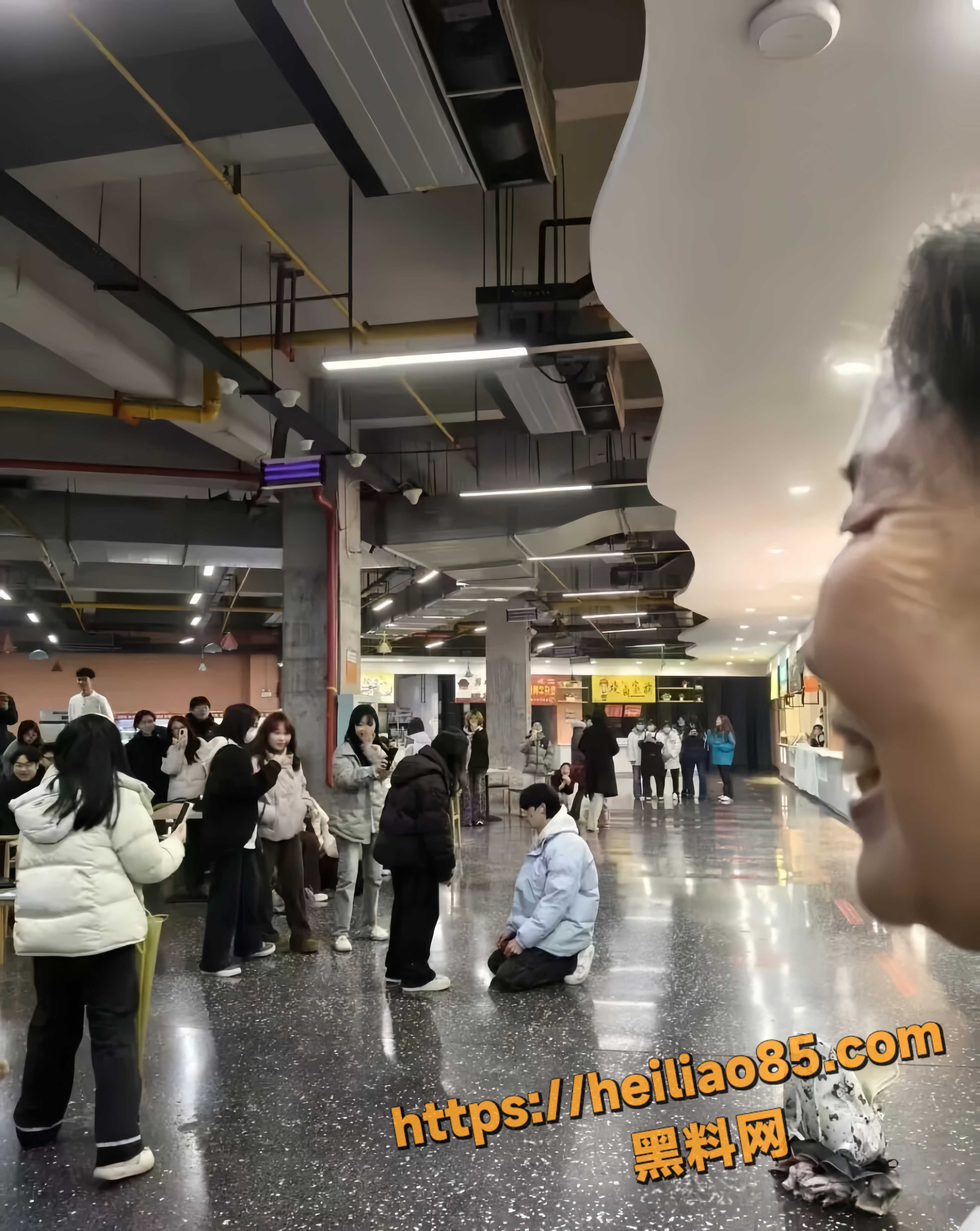 河南科技大学男生出轨7