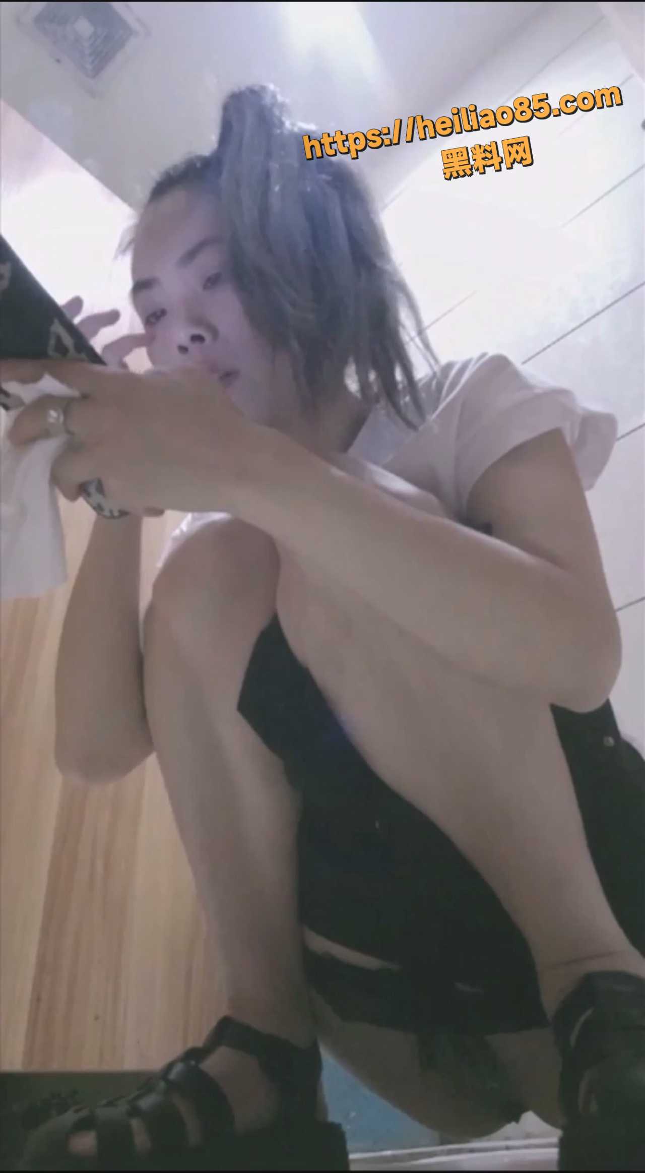 厕拍