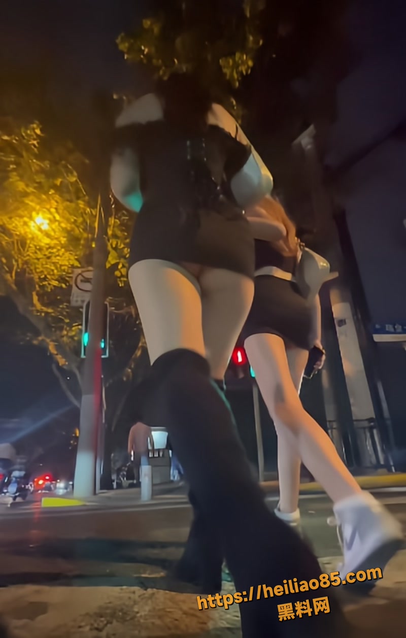 街头抄底大神自来眼