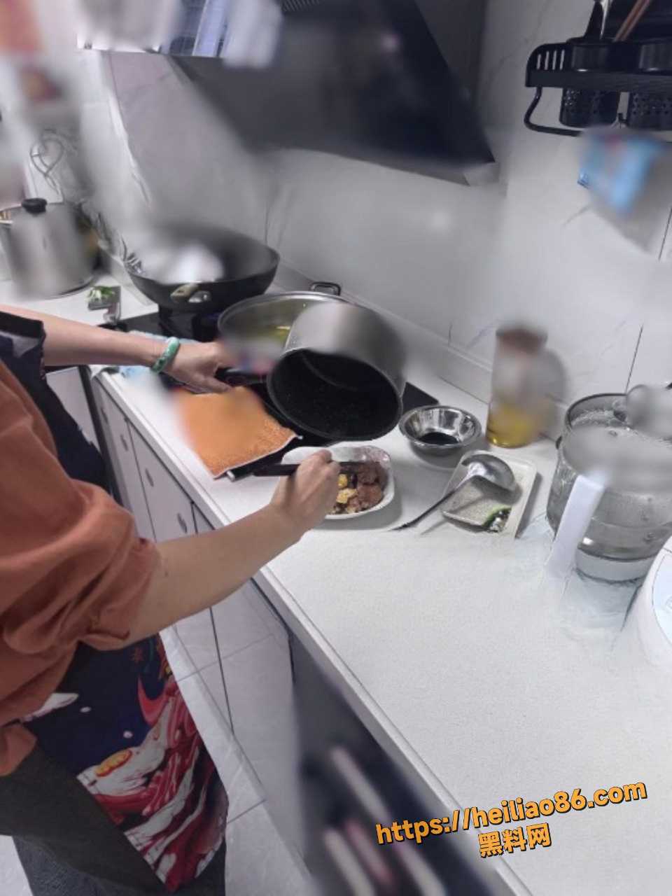 意淫自己妹妹111115集4