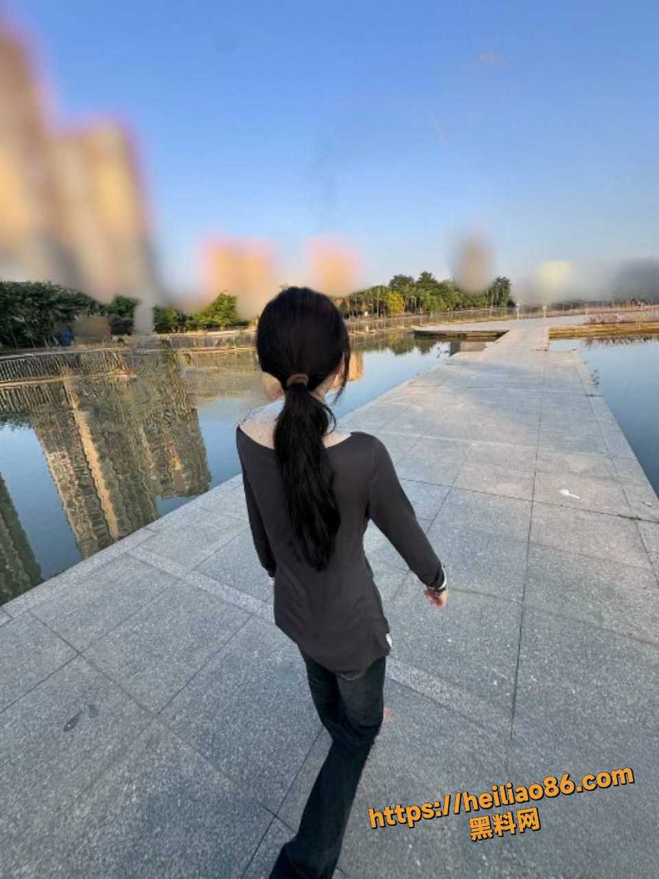 意淫自己妹妹19