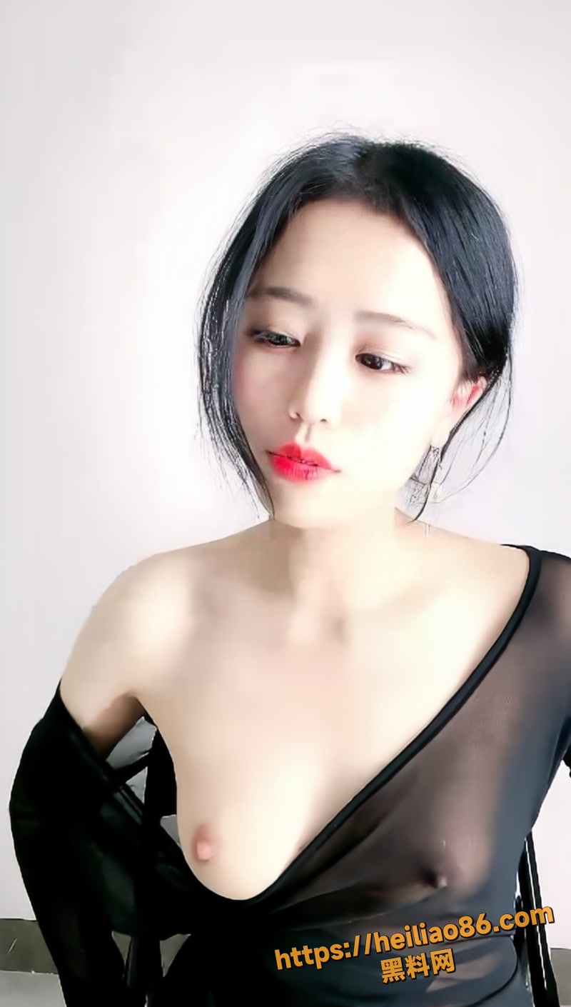 黄玫瑰露逼直播录屏