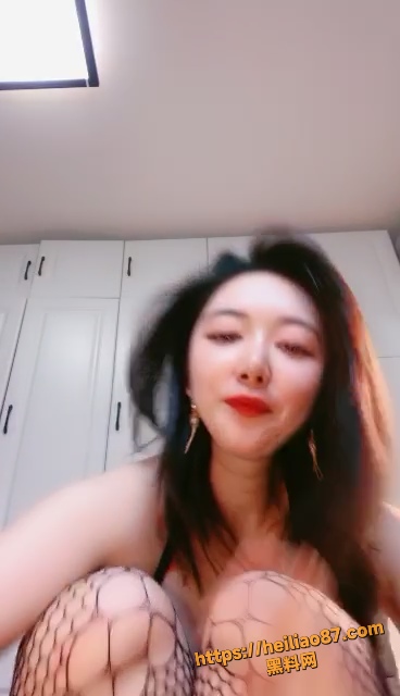 巨乳