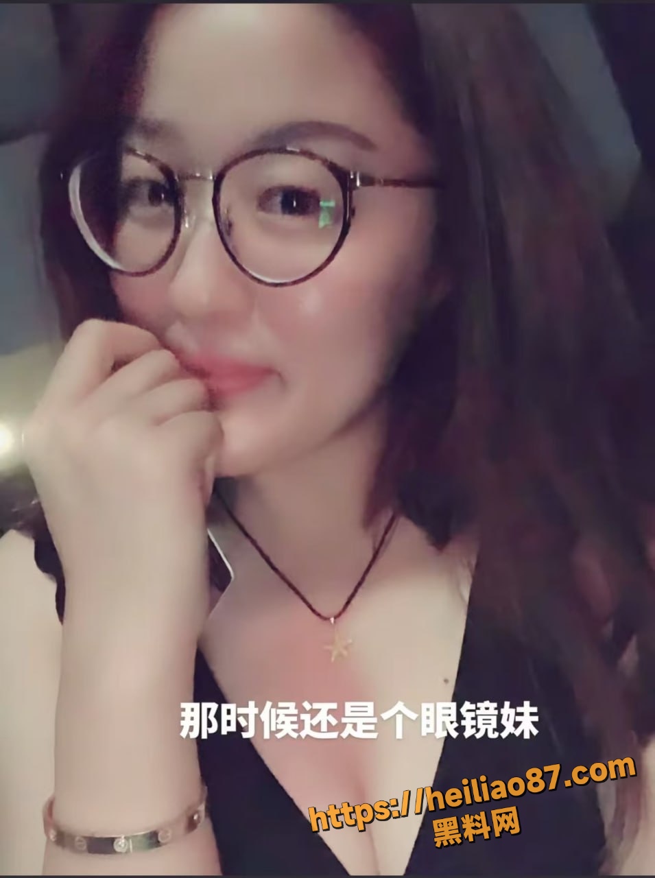 曲塘夏四小3P性爱视频8