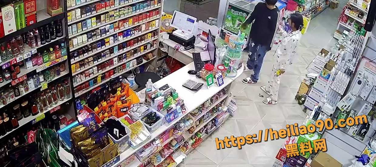 精神小伙打架