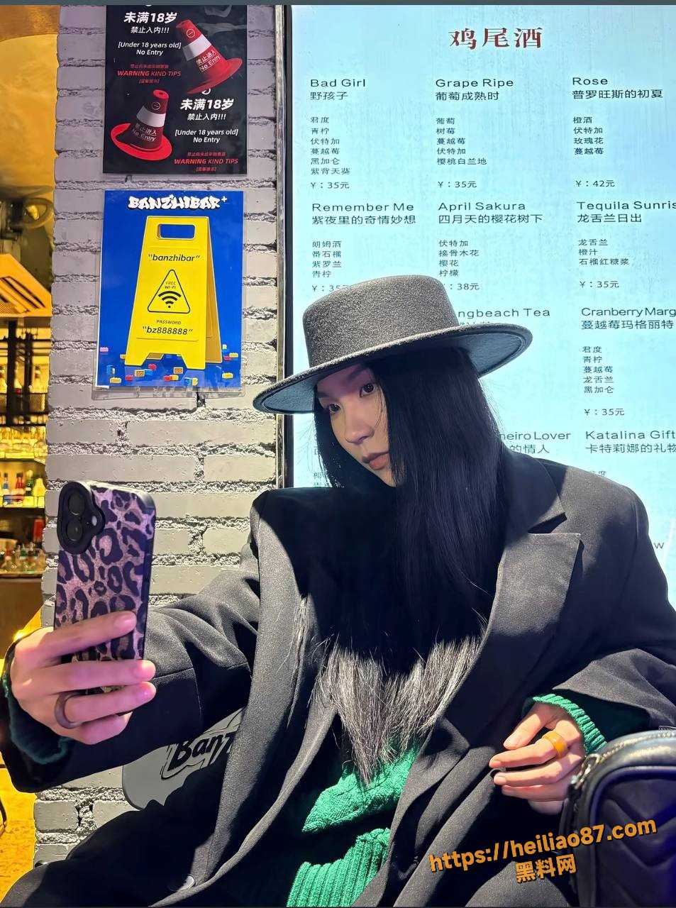 01e77d9e4f514589bfd724d2b5a49981