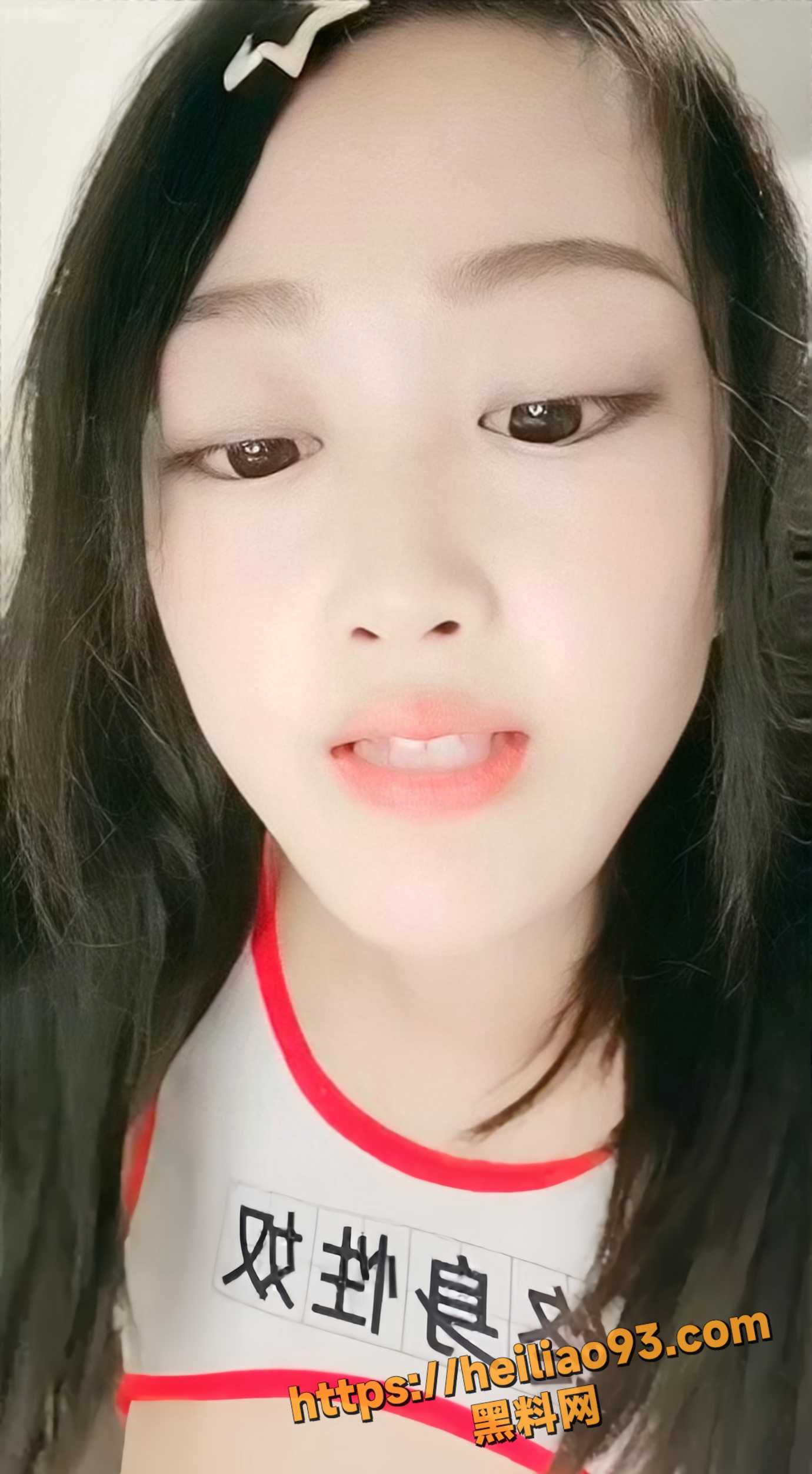 极品嫩妹自慰视频1