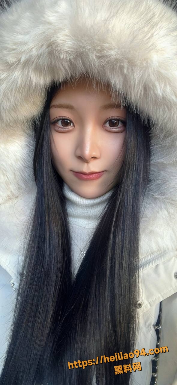FC2极品美女车震视频4