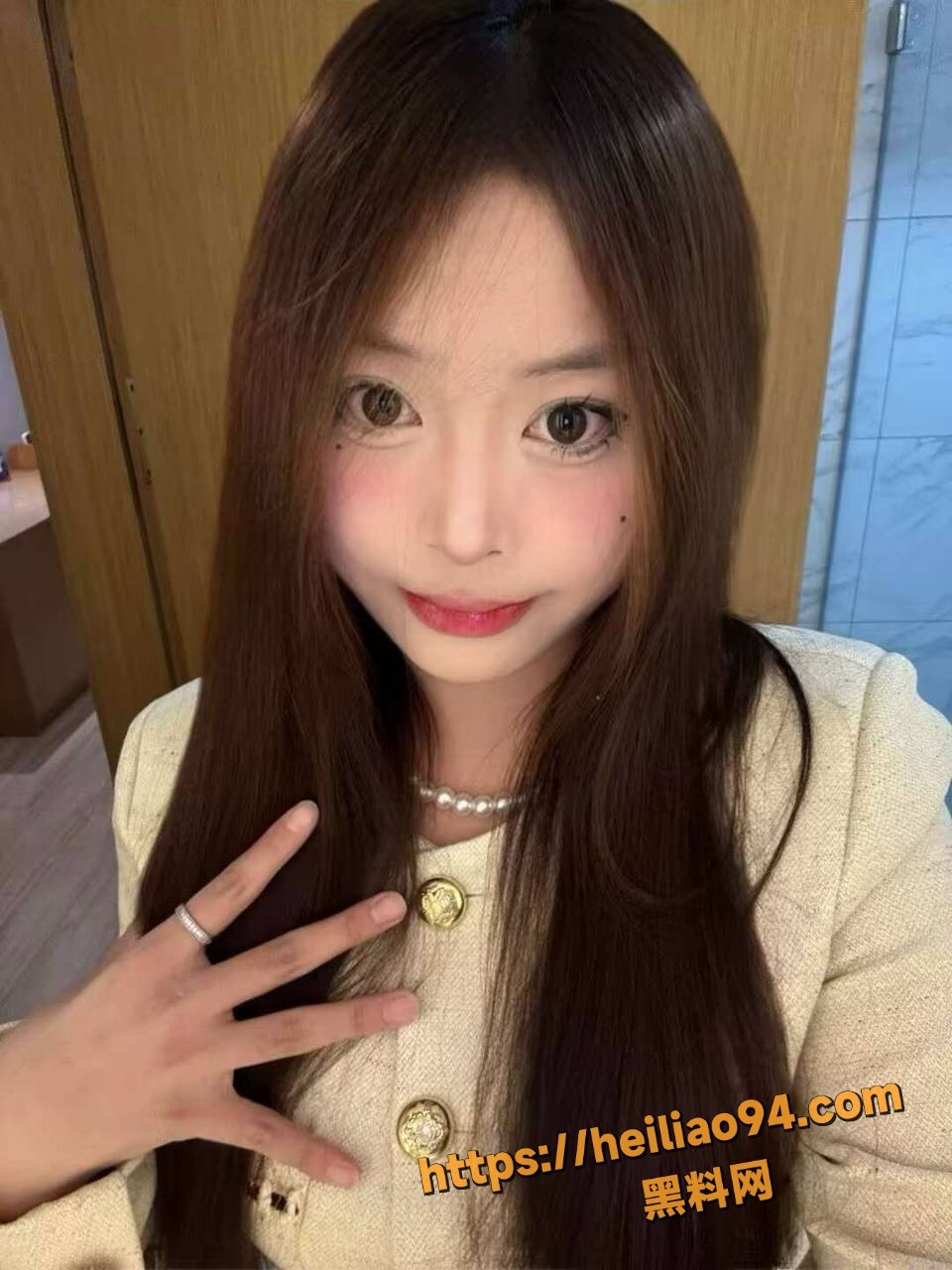 大胸反差妹郭鑫源与炮友激战4