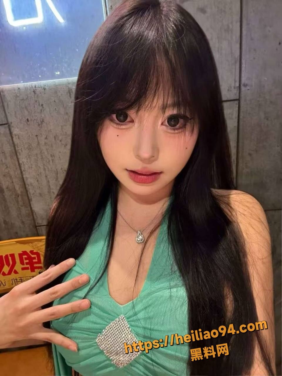 大胸反差妹郭鑫源与炮友激战6