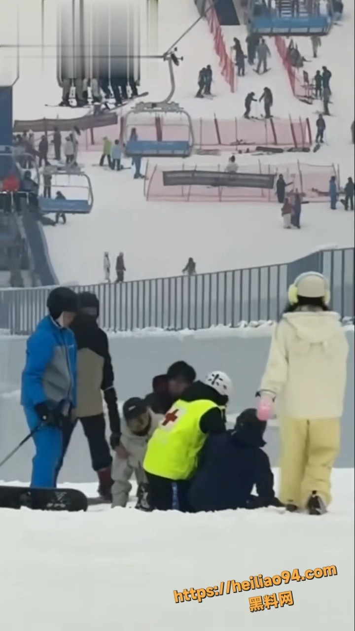 华发滑雪场