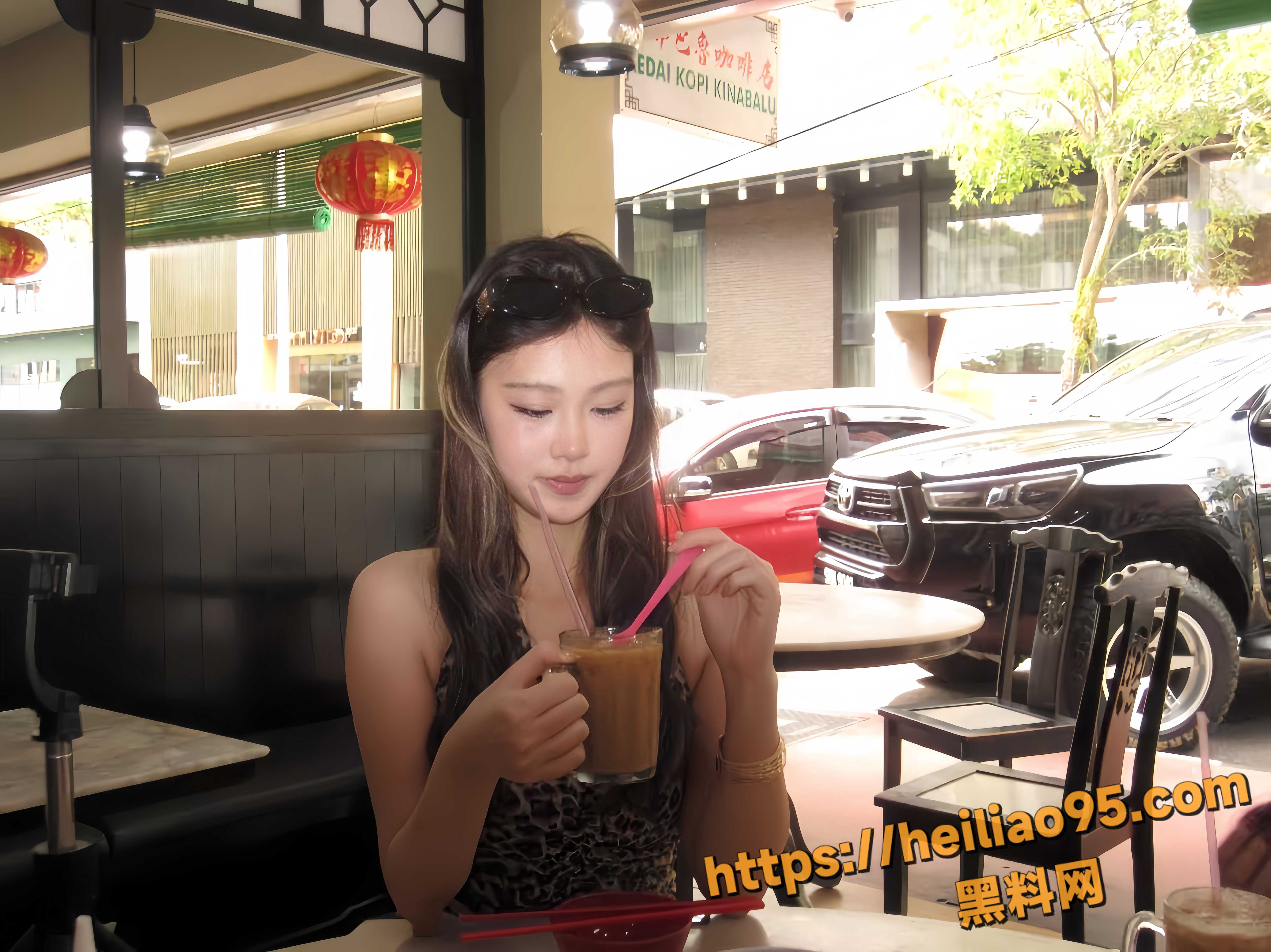 杨婧雯反差吞精视频2