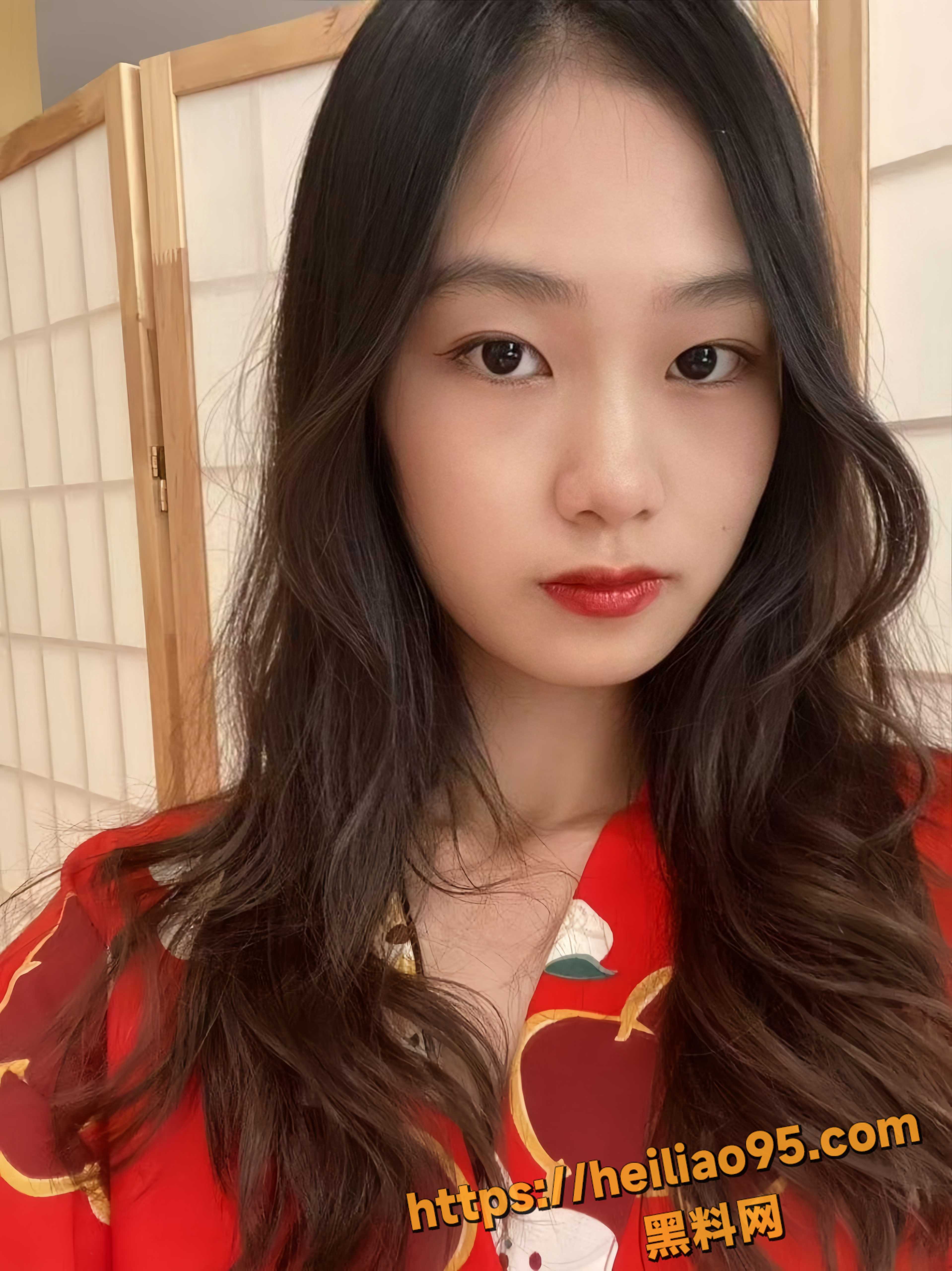 小红书杨婧雯口交视频3
