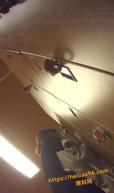 偷窥