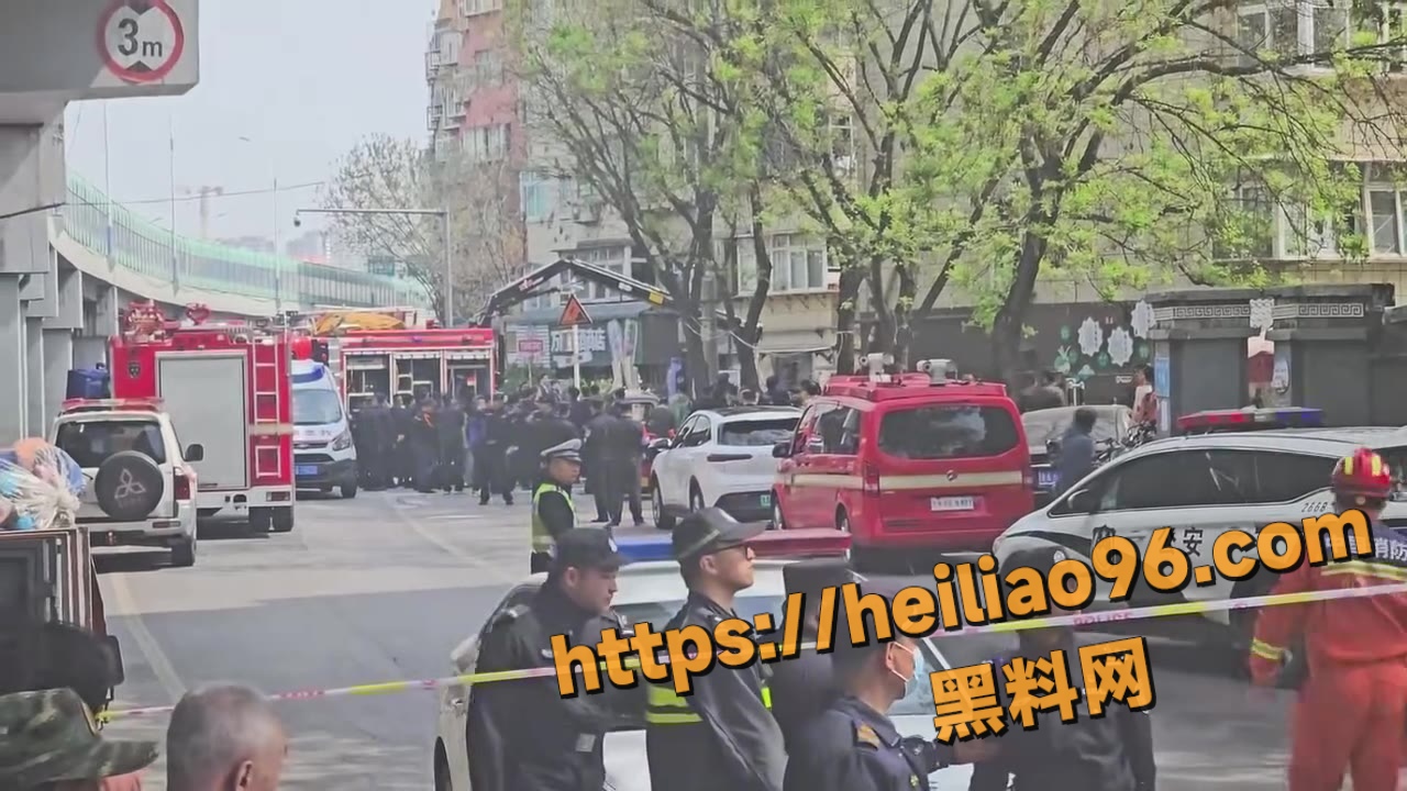 济南顺河东街煤气爆炸现场画面 4