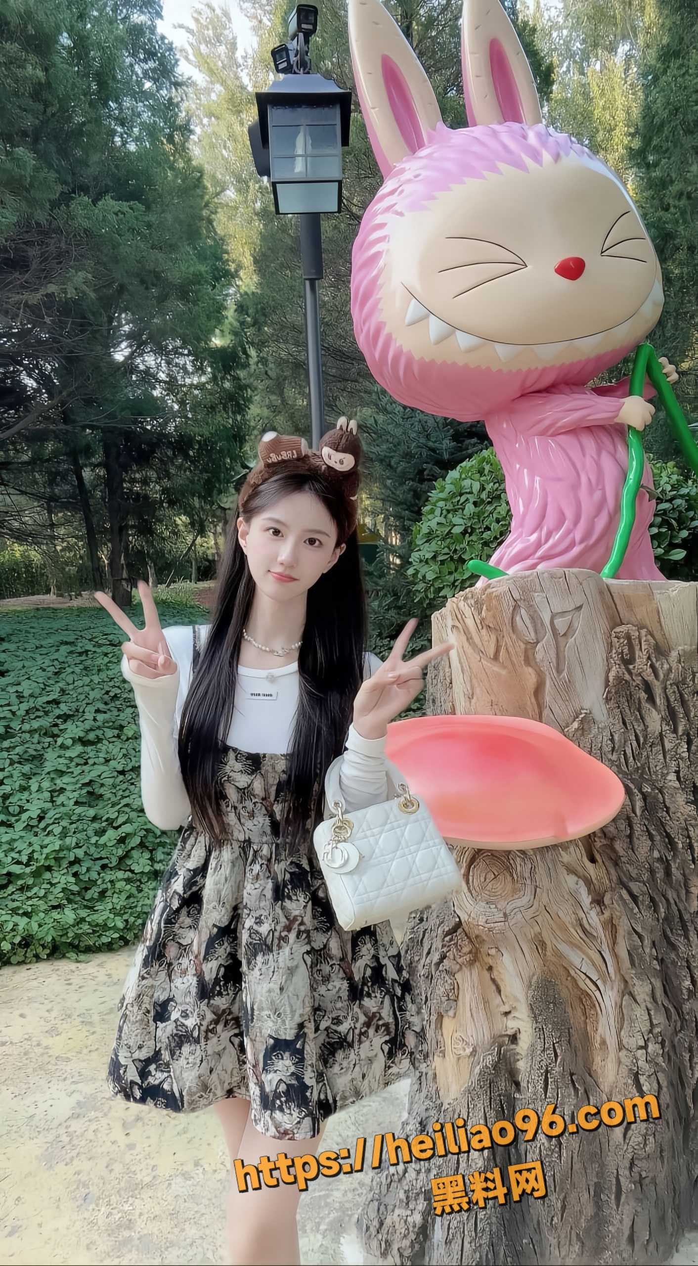 吕云锁猥琐女当事人20