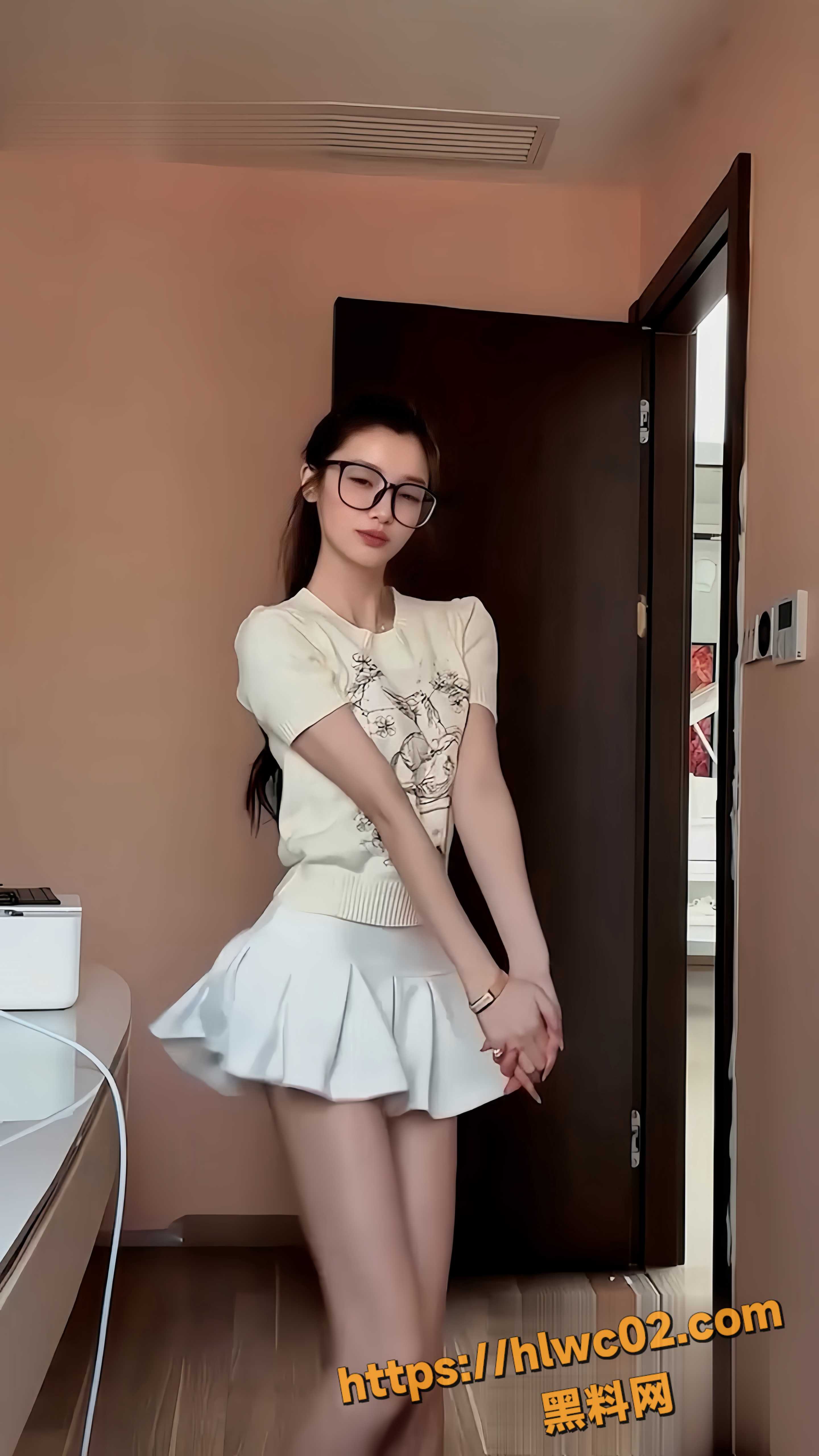 高尔夫摇裸舞合集3