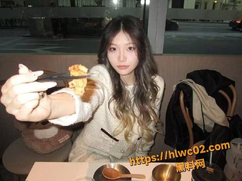 研究生陈慧自拍泄密曝光2