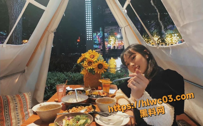 嫩妹苏怡婷被金主操成淫荡母狗1