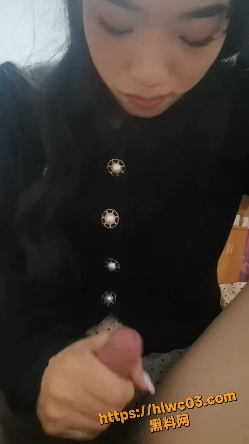 嫩妹苏怡婷被金主操成淫荡母狗5