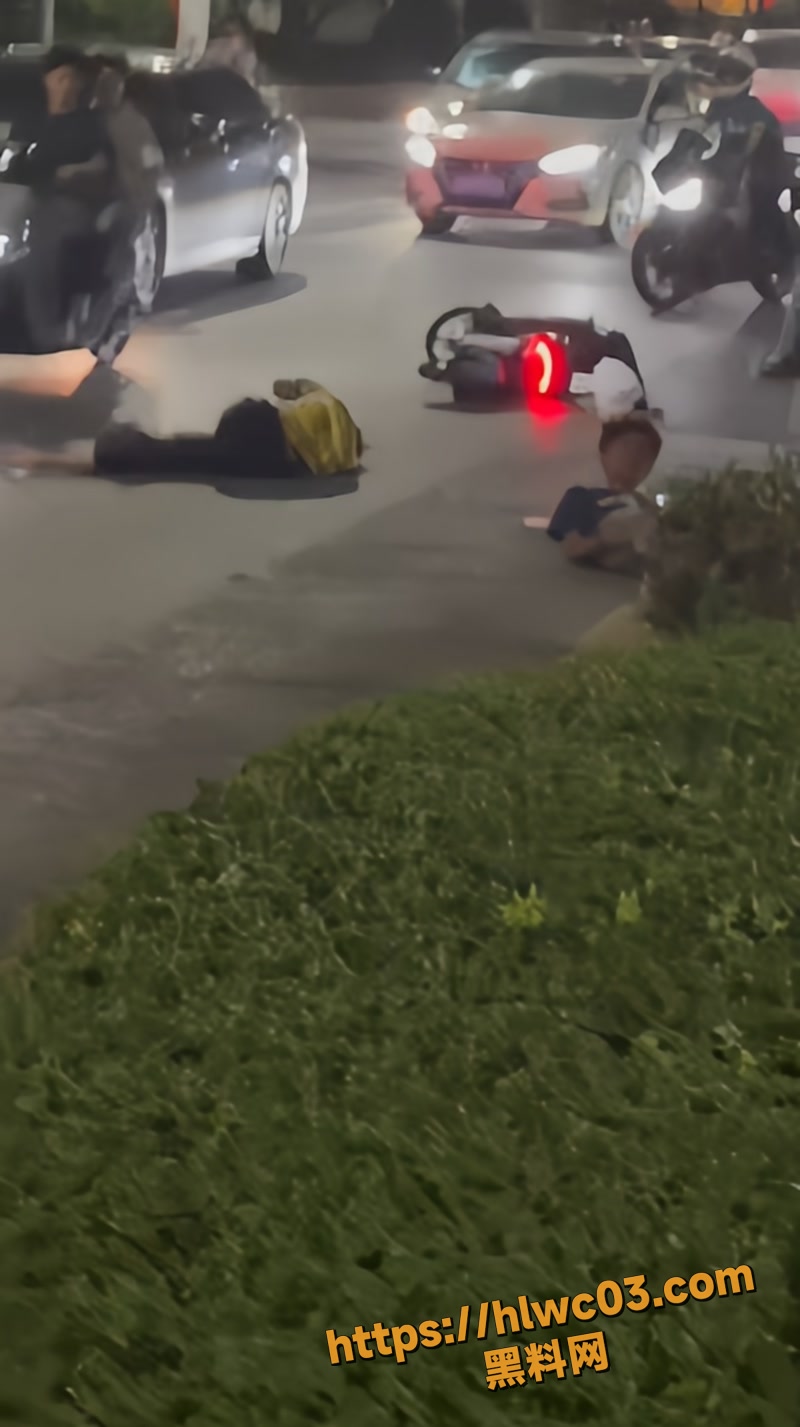 鬼火少年街头车祸