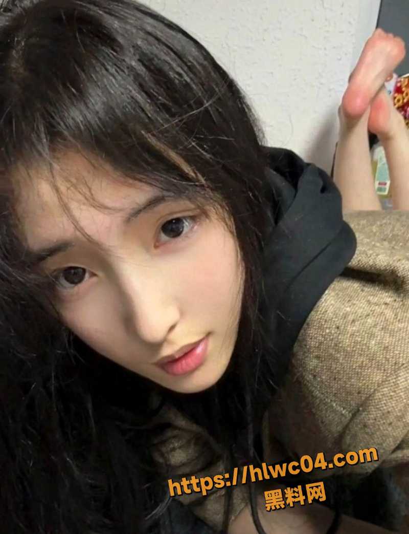 金主定制大尺度福利流出1