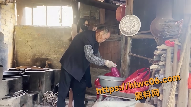 可爱俏皮少女 4wm