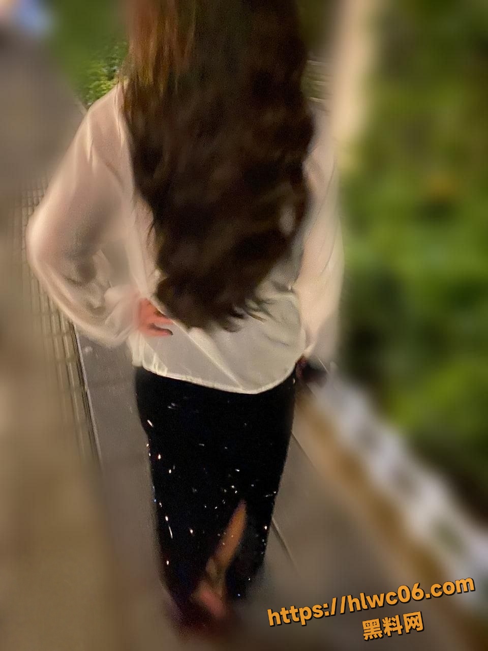 美乳翘臀43