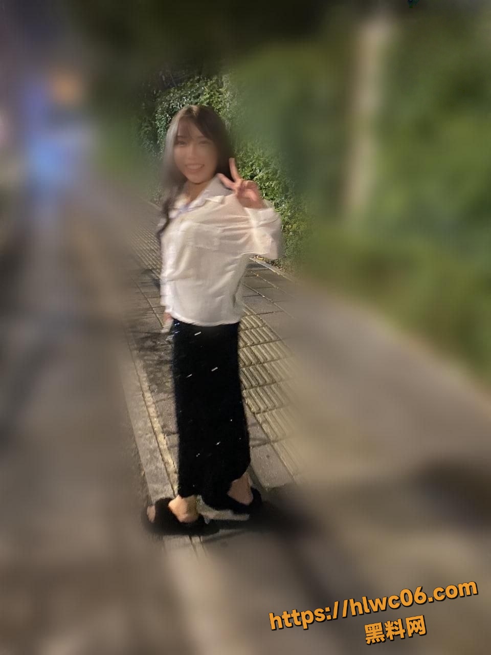 美乳翘臀44