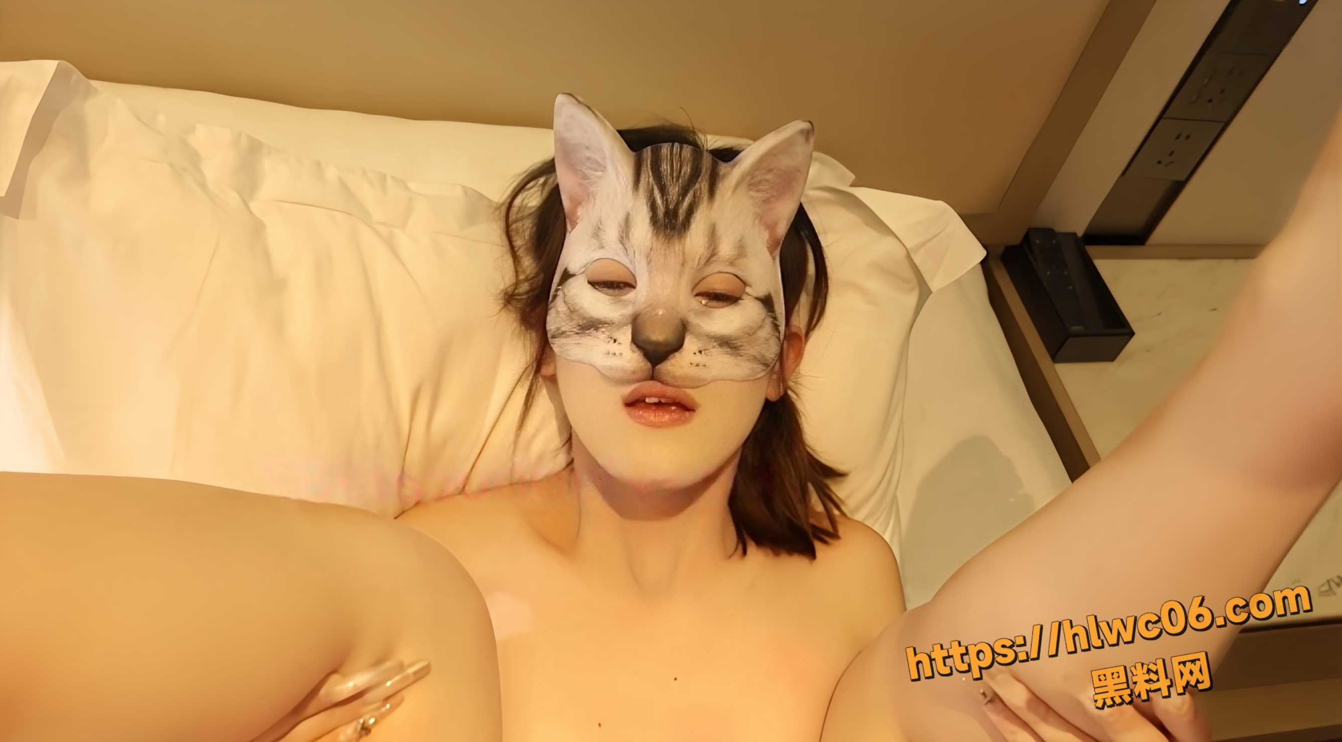 美乳翘臀4
