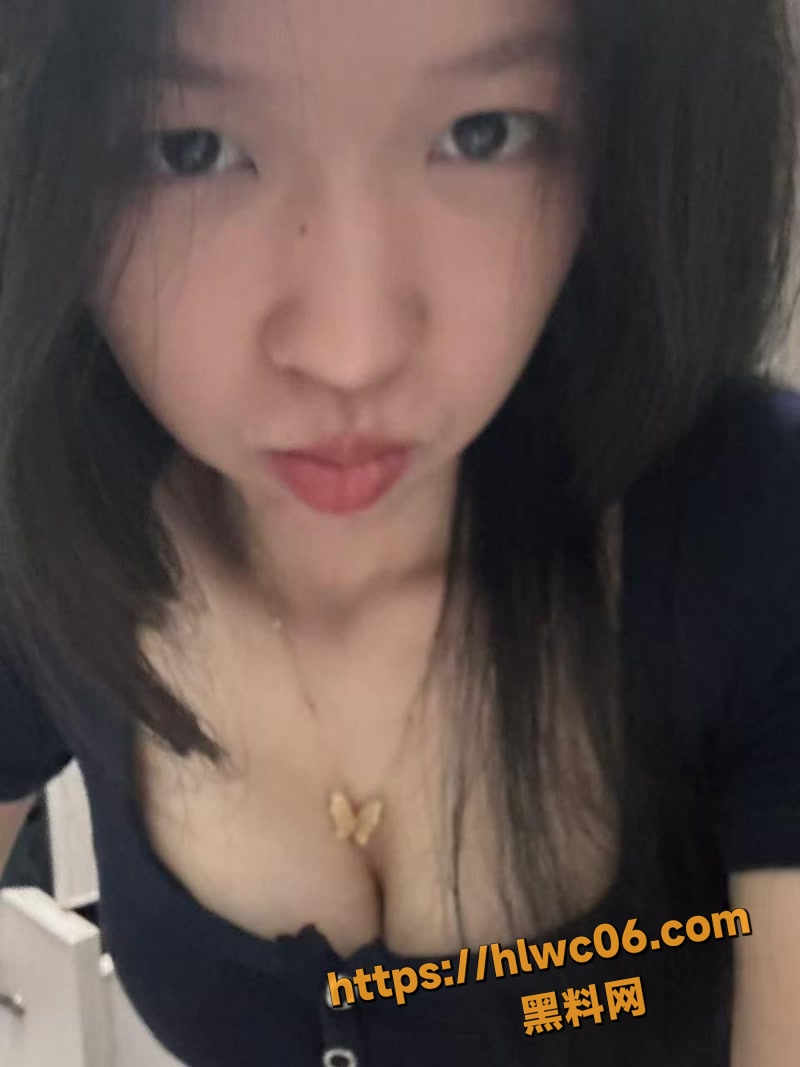 反差学妹和前男友激战视频流出