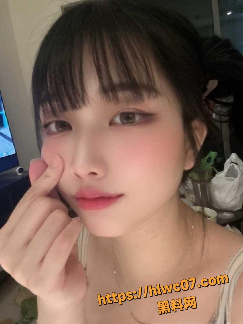 台湾高颜值反差婊林璟彤3