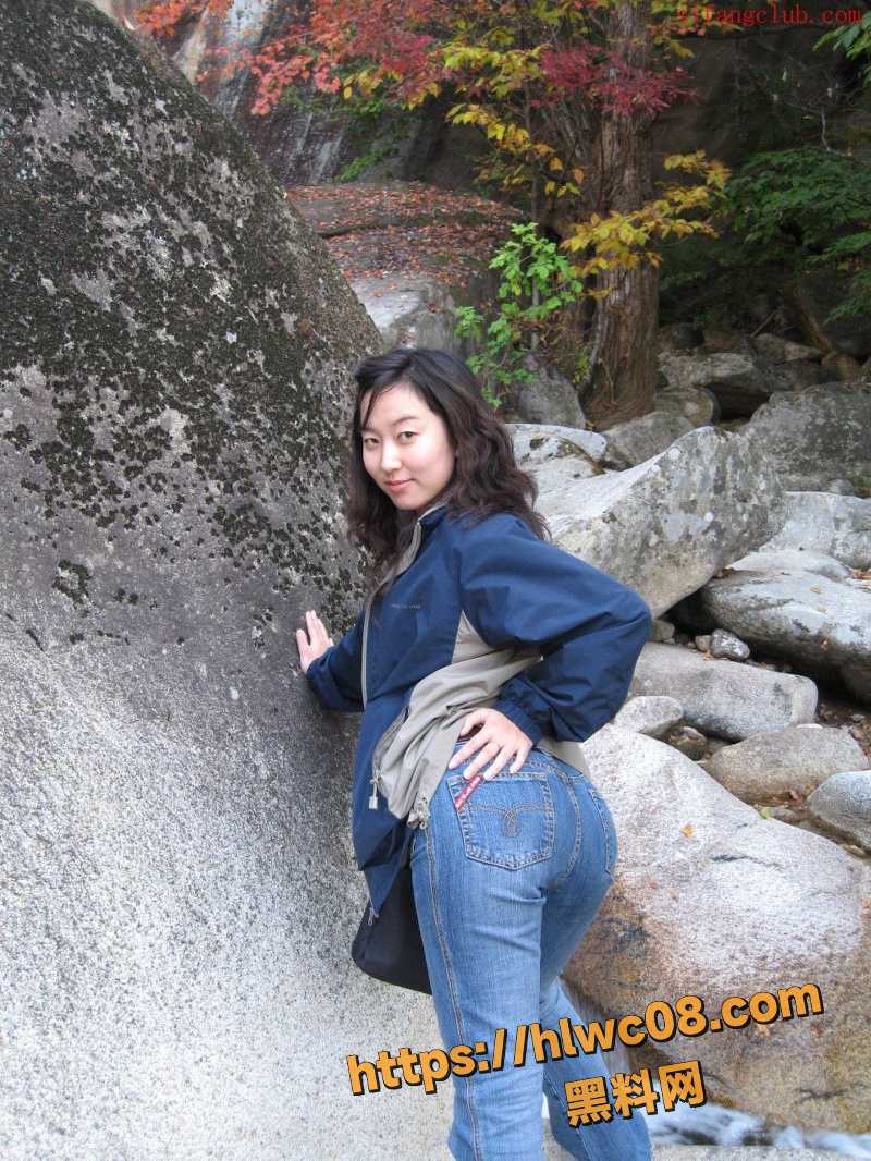 人妻戚化怡换妻3P2