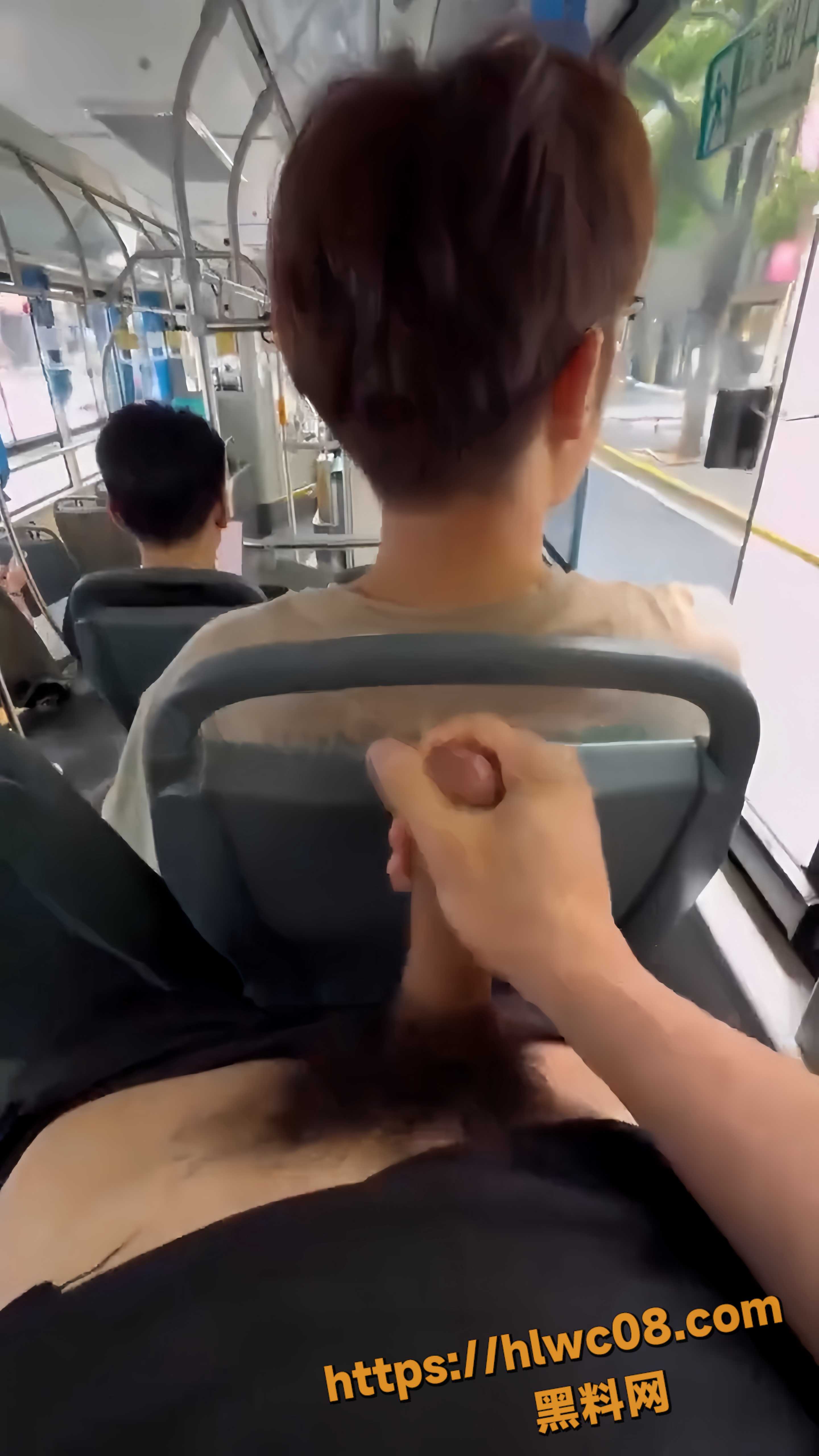 公众场合打飞机全过程2