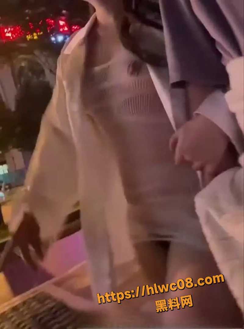 九头身反差婊黑丝美腿诱惑3