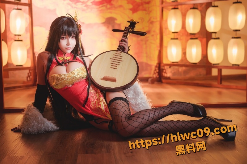福利姬抱走莫子cos大凤女神3