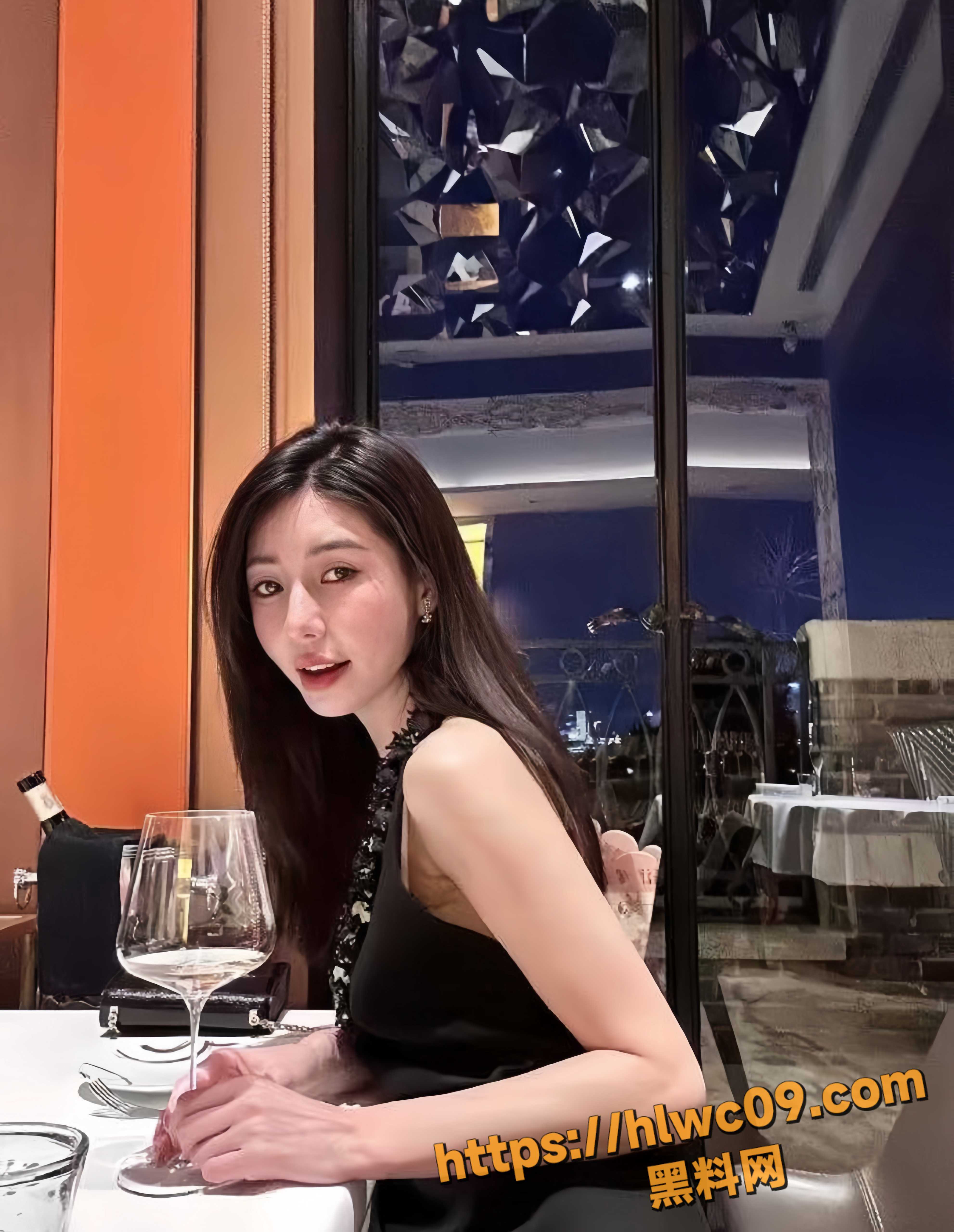 国足贺惯家暴女友视频8