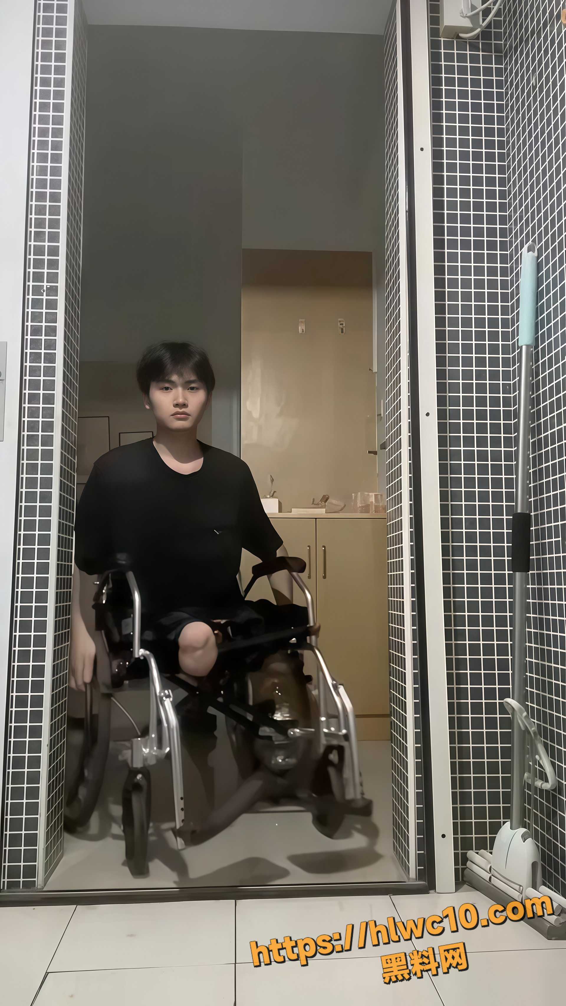 邓星阳售卖不雅视频3