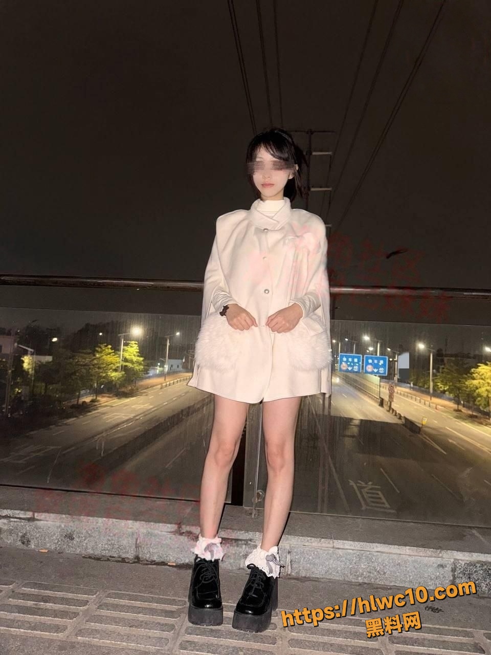 美乳翘臀12