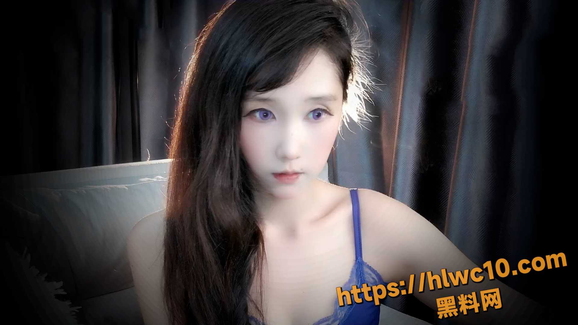 反差女主播丝足摩擦视频1