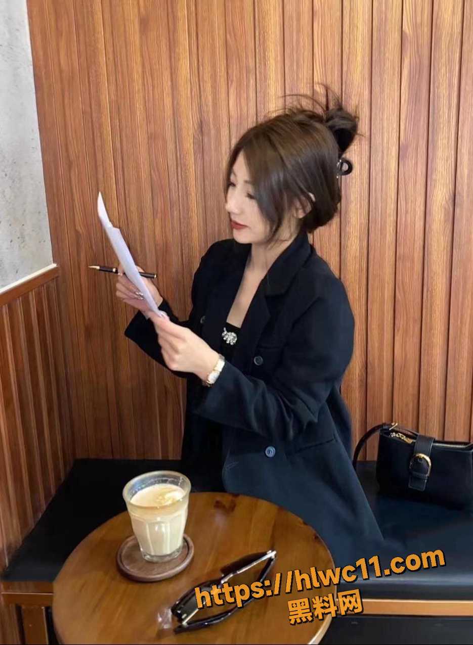 贾老板擦边福利视频3
