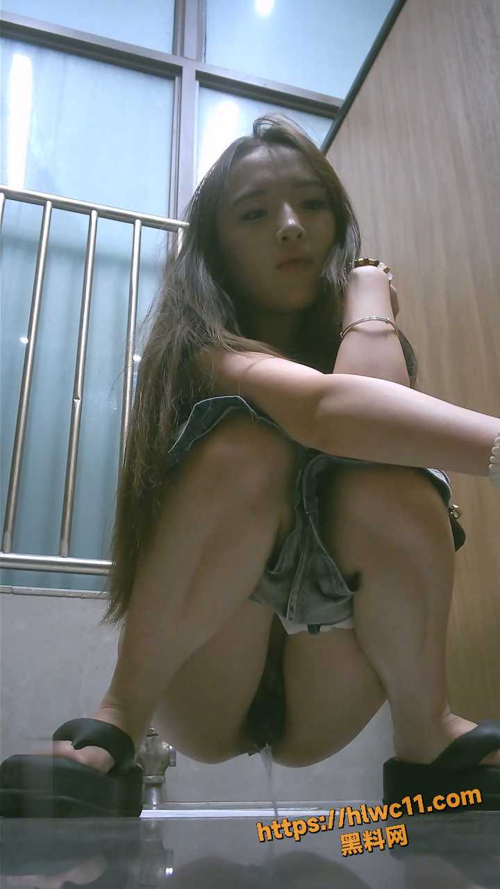 厕拍