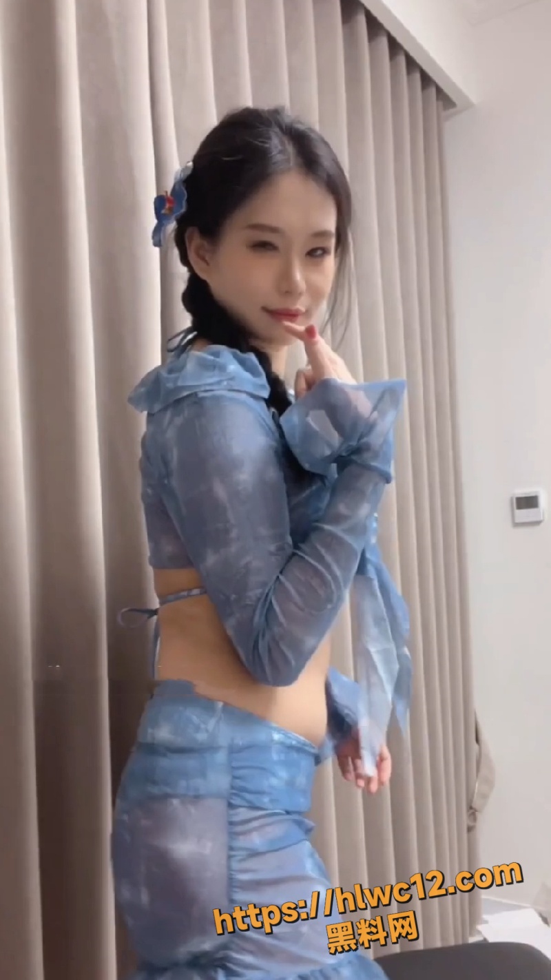 网红宵夜淫语自慰1